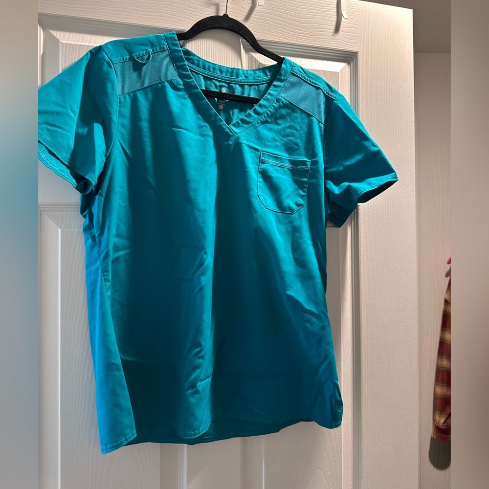 TEAL SCRUB TOP